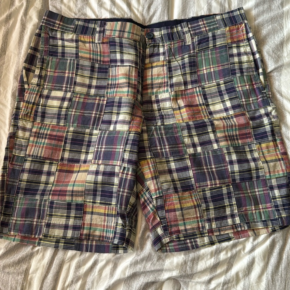 J Crew men’s madras shorts 35W excellent used condition